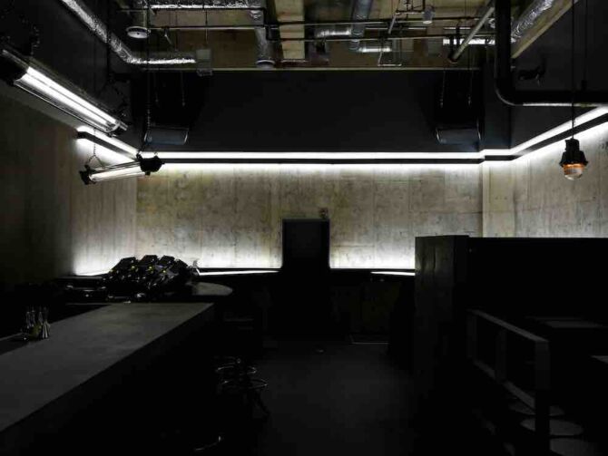 音響とお酒にこだわり抜いたDJバー「BAR Inc」が大阪・心斎橋に誕生 OPイベントに瀧見憲司、CYKら