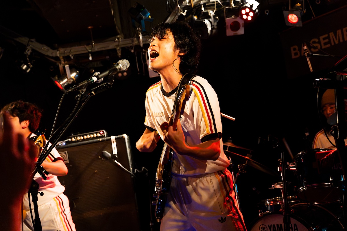 SIMILE LANDライブ写真