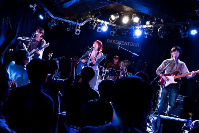 Meaningful Stoneライブ写真