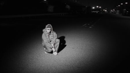 日本猿“Underrated feat. Skaai”MV